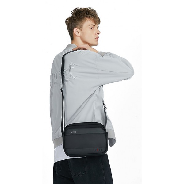 ARCTIC HUNTER τσάντα ώμου K00058-BK, με θήκη tablet 8", μαύρη