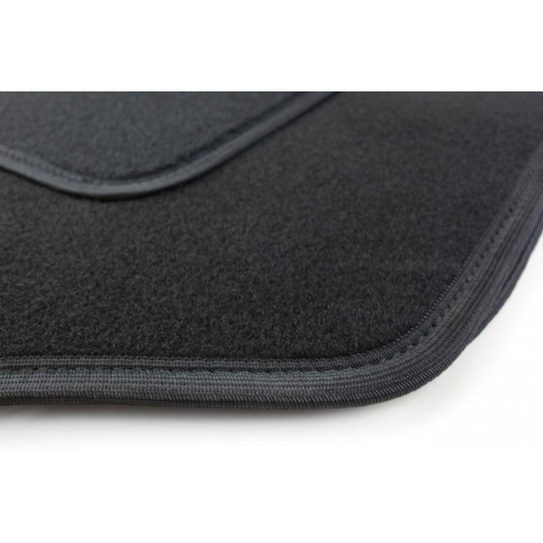 ΑΜΙΟ Σετ πατάκια αυτοκινήτου 02127, 66x44cm & 27x45cm, universal, μαύρο ΑΜΙΟ Σετ πατάκια αυτοκινήτου 02127, 66x44cm & 27x45cm, universal, μαύρο