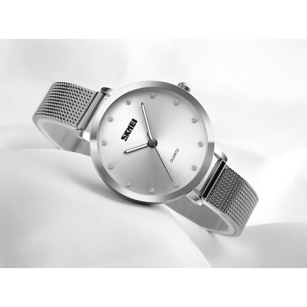 SKMEI γυναικείο ρολόι 1291SI με μεταλλικό μπρασελέ, 34mm, 3 ATM, ασημί SKMEI γυναικείο ρολόι 1291SI με μεταλλικό μπρασελέ, 34mm, 3 ATM, ασημί