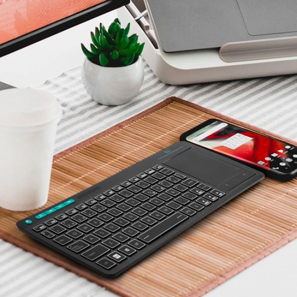 RIITEK ασύρματο πληκτρολόγιο Mini K18+ με touchpad, RGB backlit, 2.4GHz RIITEK ασύρματο πληκτρολόγιο Mini K18+ με touchpad, RGB backlit, 2.4GHz
