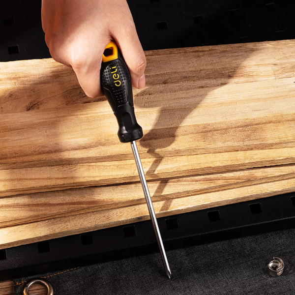 DELI σταυρωτό κατσαβίδι DL625125, μαγνητικό, PH1, 125mm DELI σταυρωτό κατσαβίδι DL625125, μαγνητικό, PH1, 125mm