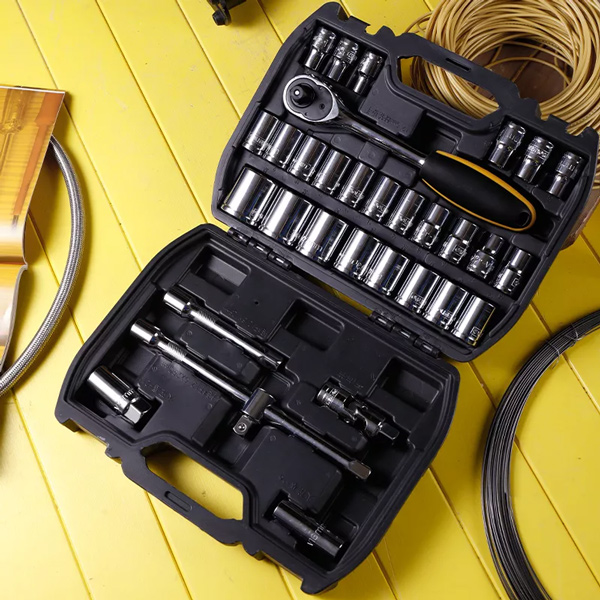 DELI σετ καστάνια με καρυδάκια DL1032, με θήκη, 1/2", Cr-V, 32τμχ DELI σετ καστάνια με καρυδάκια DL1032, με θήκη, 1/2", Cr-V, 32τμχ