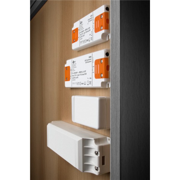 GOOBAY μετασχηματιστής LED 60368, 24V, 8W, IP20 GOOBAY μετασχηματιστής LED 60368, 24V, 8W, IP20