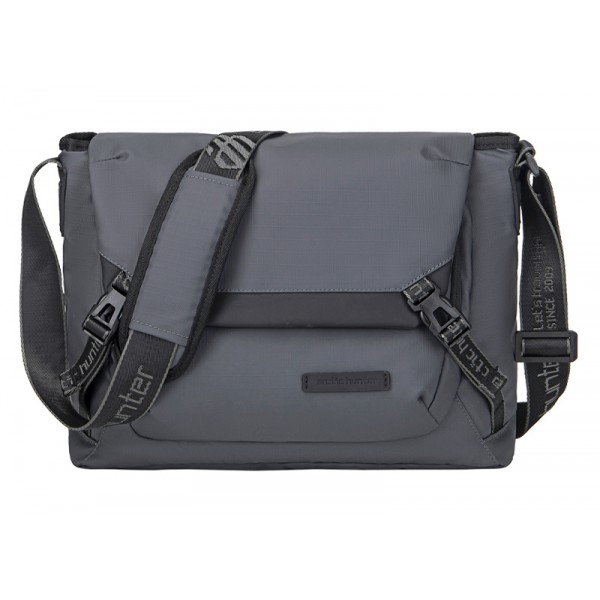 ARCTIC HUNTER τσάντα ώμου K00528 με θήκη tablet, 10L, γκρι ARCTIC HUNTER τσάντα ώμου K00528 με θήκη tablet, 10L, γκρι