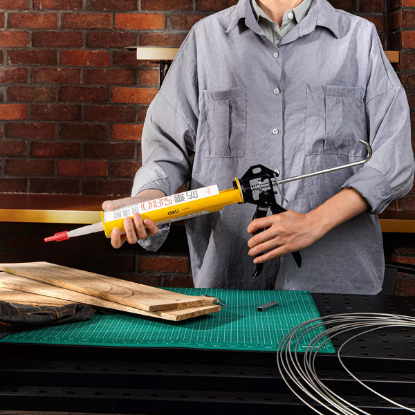 DELI πιστόλι σιλικόνης DL2370A, ανοικτού τύπου, 250mm DELI πιστόλι σιλικόνης DL2370A, ανοικτού τύπου, 250mm