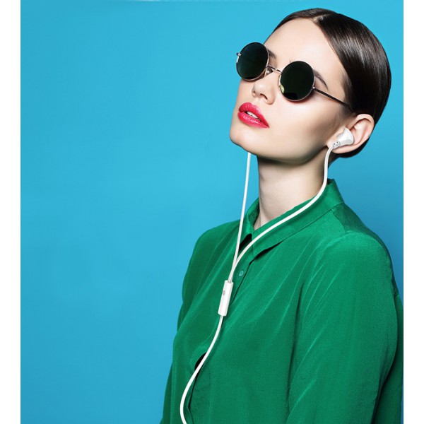 CELEBRAT Earphones με μικρόφωνο G3, on/off, 10mm, 3.5mm, 1.2m, μαύρα CELEBRAT Earphones με μικρόφωνο G3, on/off, 10mm, 3.5mm, 1.2m, μαύρα